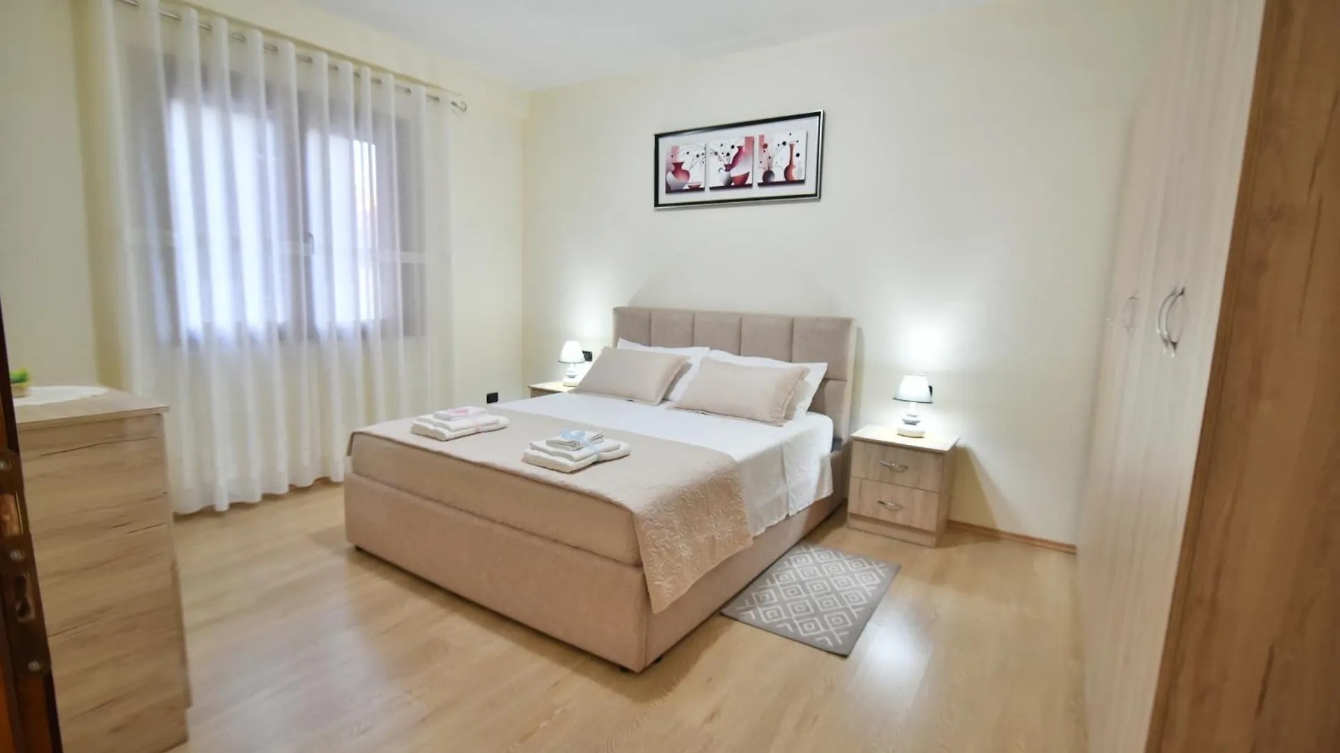 Geny'S House Apartment Shkoder